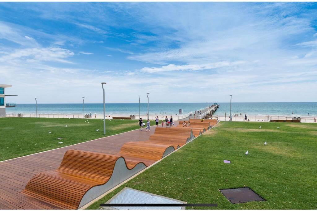 Rawsons Shack Beachfront Unit Suits Single Or Couple Henley Beach South Екстериор снимка